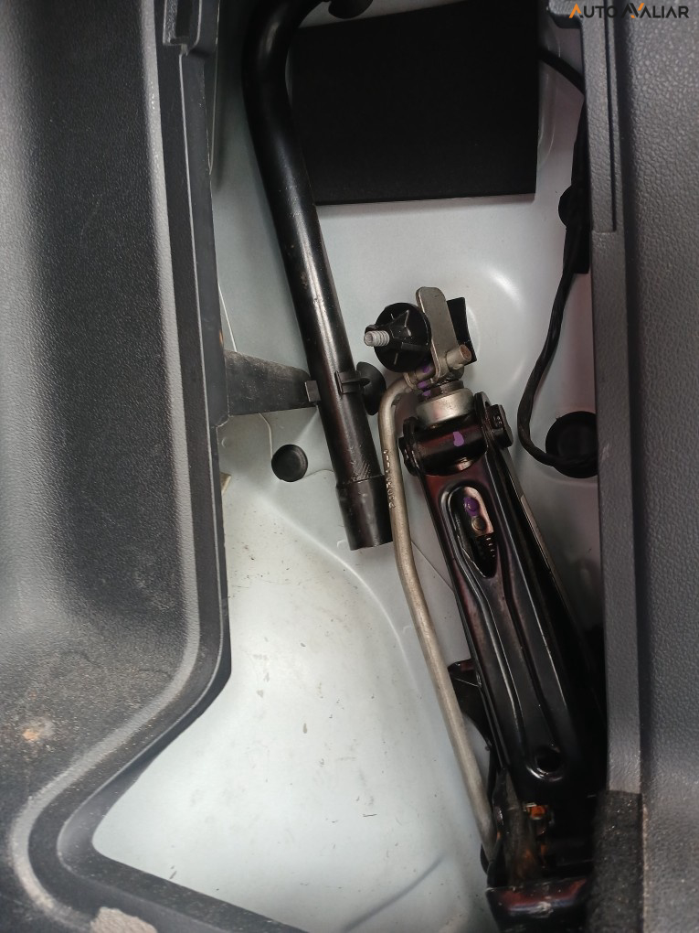 RENAULT DUSTER 2.0 DYNAMIQUE 4X2 16V FLEX 4P AUTOMATICO