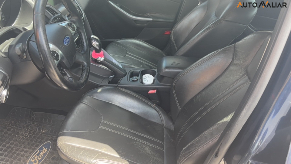 FORD FOCUS 2.0 TITANIUM SEDAN 16V FLEX 4P POWERSHIFT