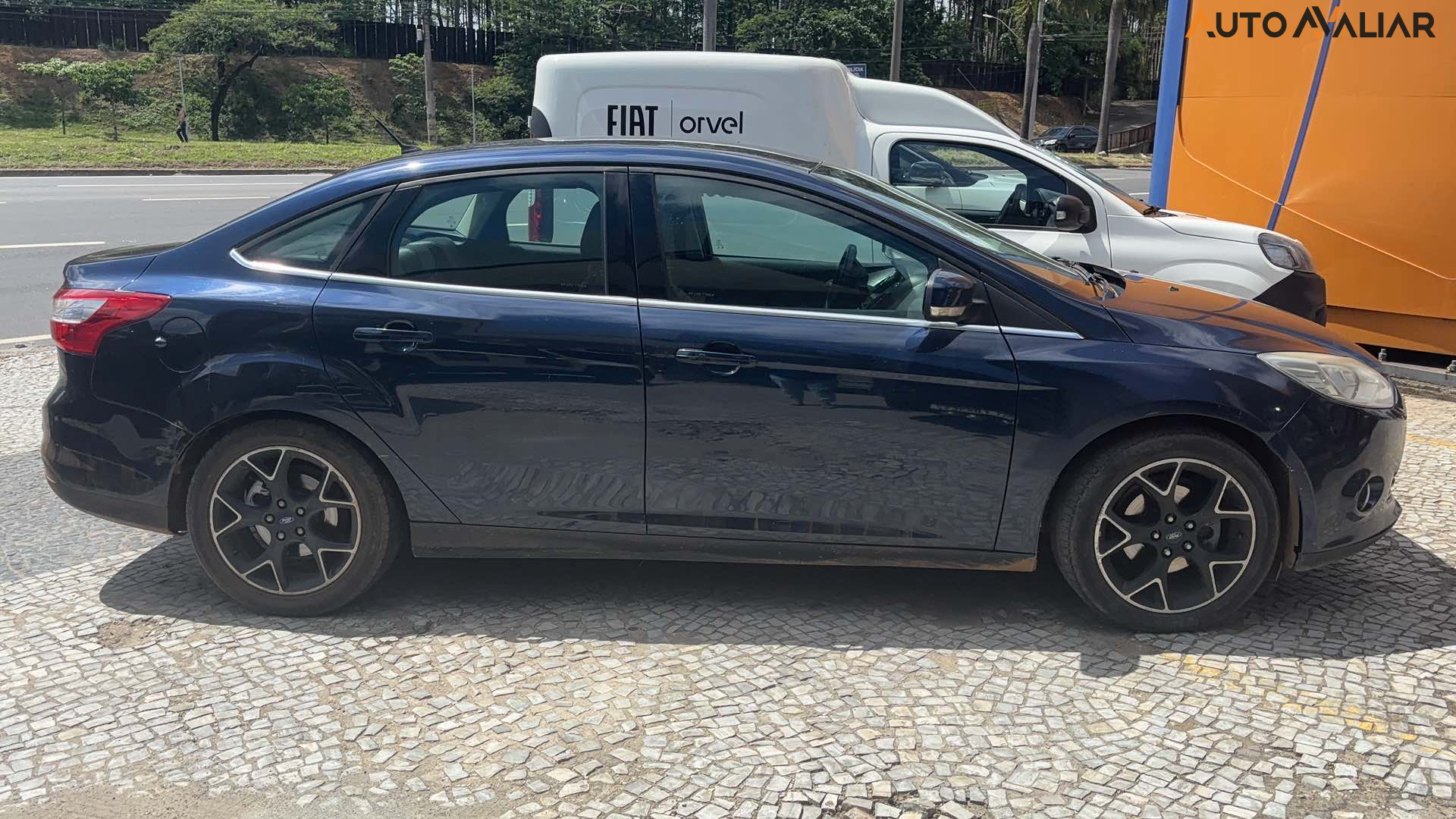 FORD FOCUS 2.0 TITANIUM SEDAN 16V FLEX 4P POWERSHIFT