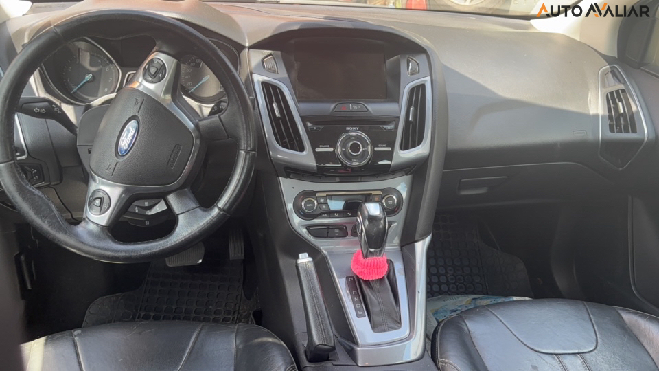 FORD FOCUS 2.0 TITANIUM SEDAN 16V FLEX 4P POWERSHIFT