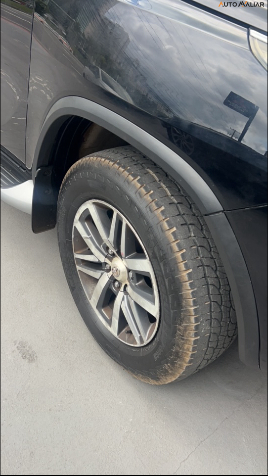 TOYOTA HILUX SW4 2.8 SRX 4X4 16V TURBO INTERCOOLER DIESEL 4P AUTOMATICO