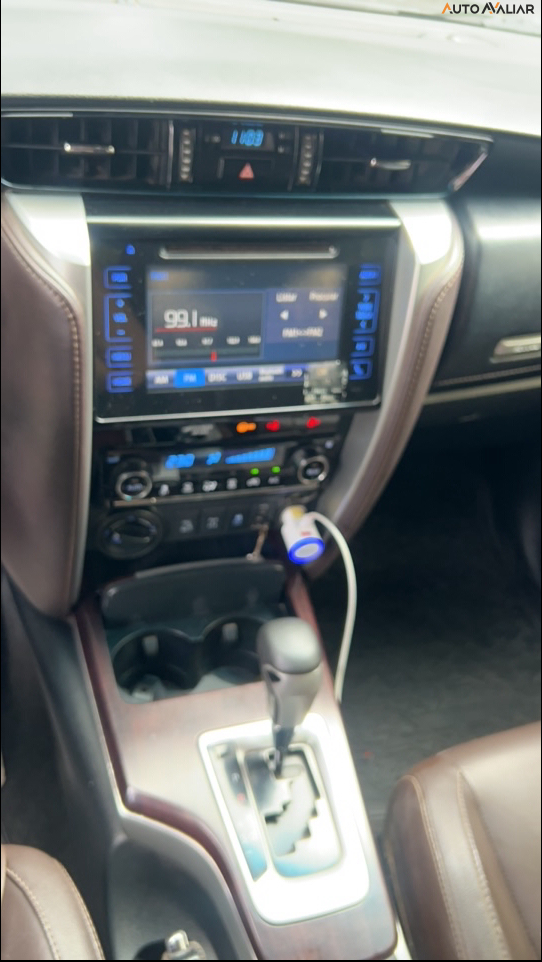 TOYOTA HILUX SW4 2.8 SRX 4X4 16V TURBO INTERCOOLER DIESEL 4P AUTOMATICO