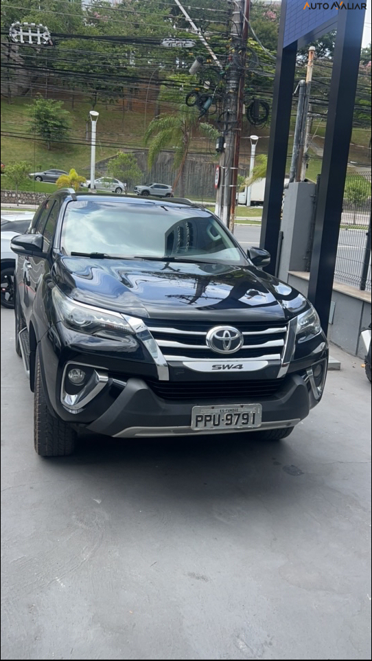 TOYOTA HILUX SW4 2.8 SRX 4X4 16V TURBO INTERCOOLER DIESEL 4P AUTOMATICO