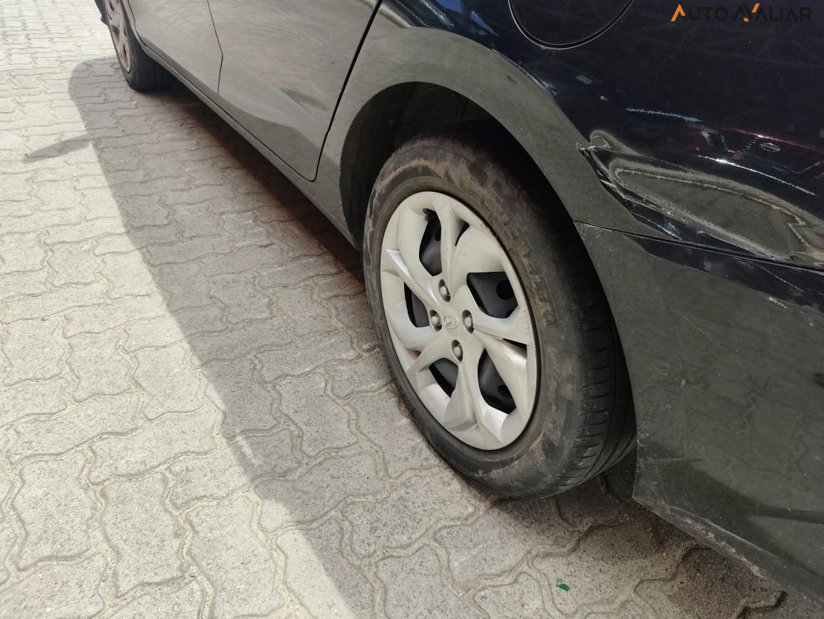 HYUNDAI HB20S 1.0 12V FLEX COMFORT MANUAL