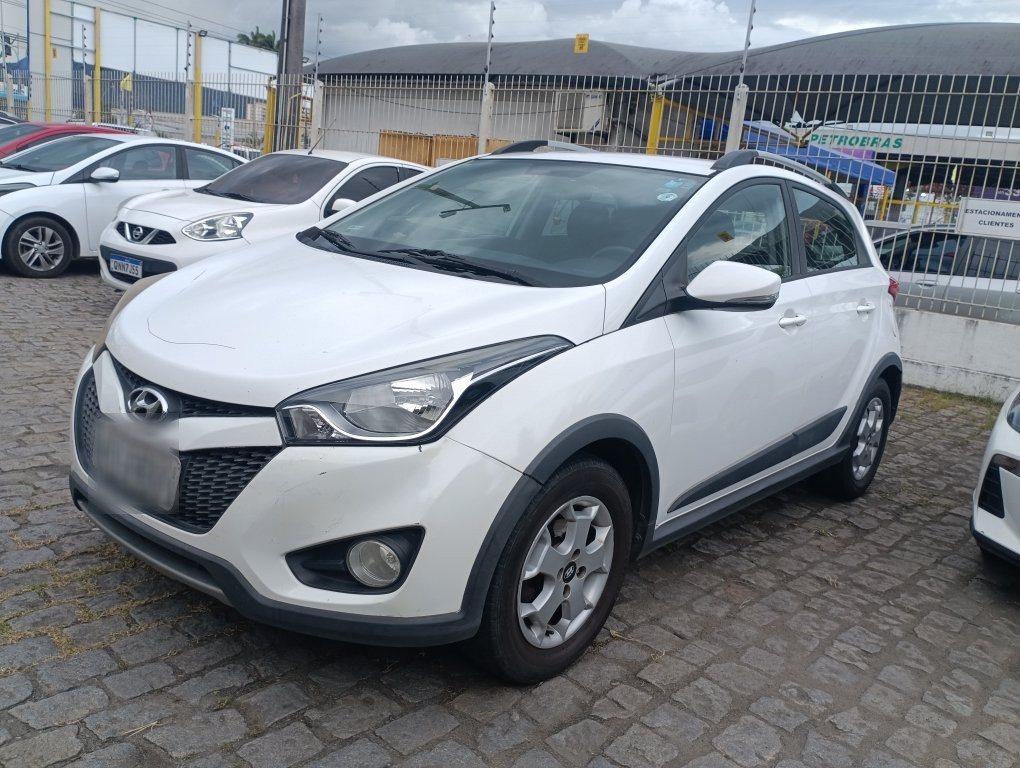 HYUNDAI HB20X 1.6 16V PREMIUM FLEX 4P MANUAL