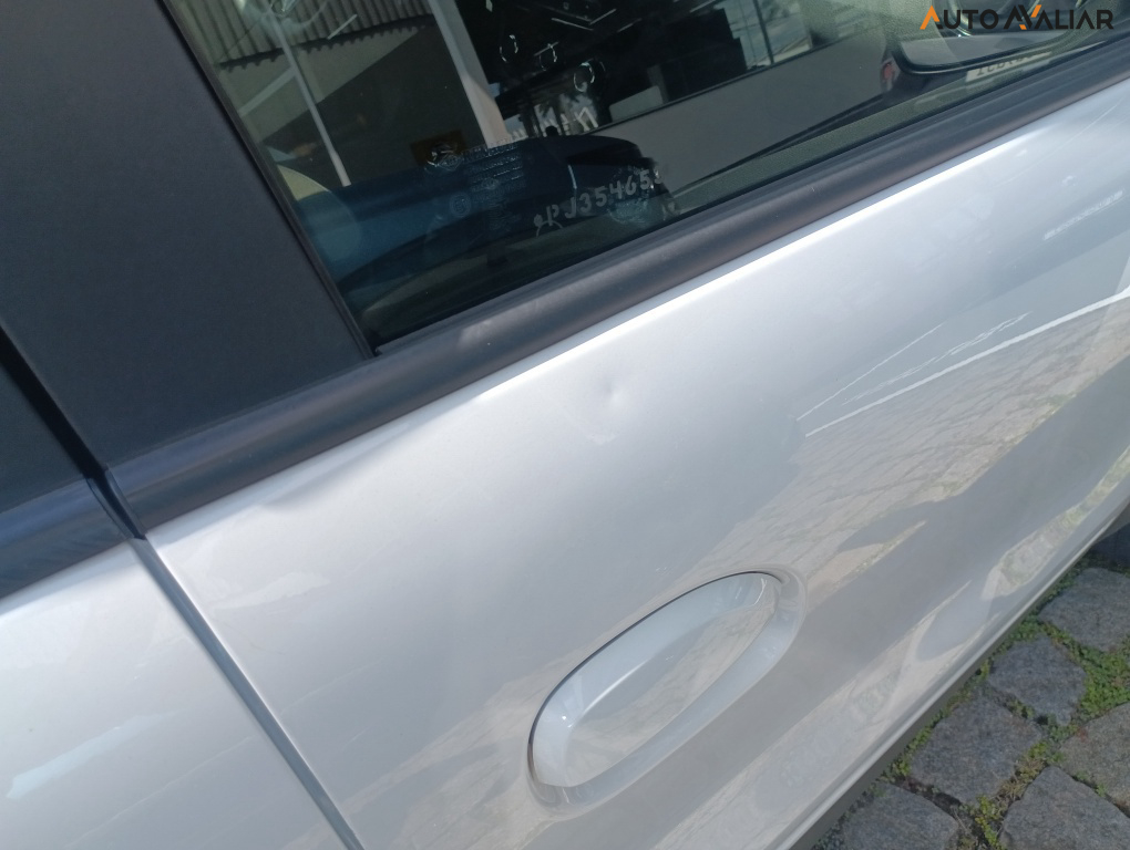 RENAULT KWID 1.0 12V SCE FLEX INTENSE MANUAL