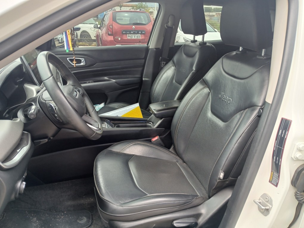 JEEP COMPASS 1.3 T270 TURBO FLEX LONGITUDE AT6