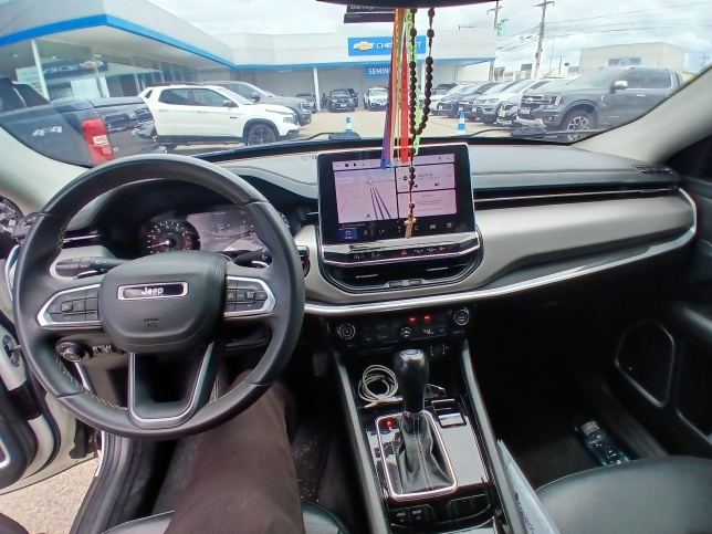 JEEP COMPASS 1.3 T270 TURBO FLEX LONGITUDE AT6