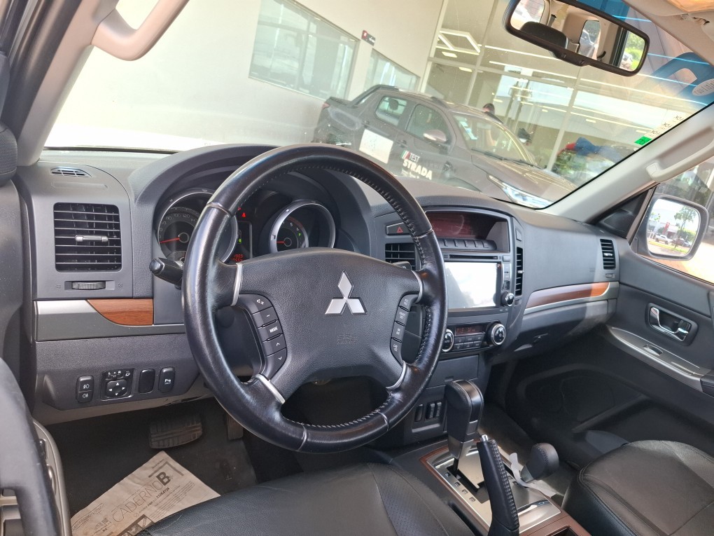 MITSUBISHI PAJERO 3.2 HPE FULL 4X4 T.I DIES. 5P AUT