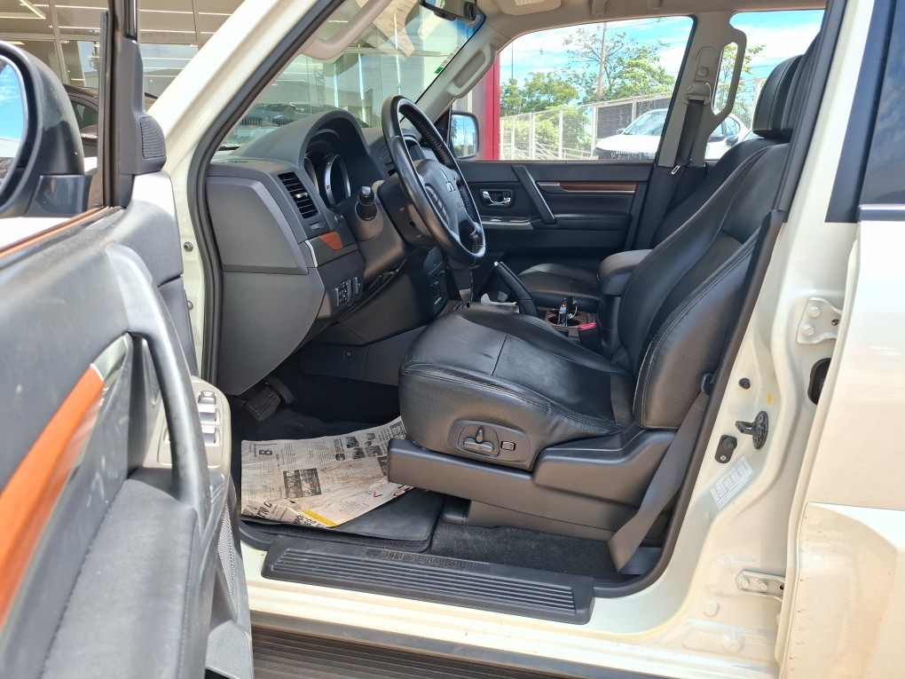 MITSUBISHI PAJERO 3.2 HPE FULL 4X4 T.I DIES. 5P AUT