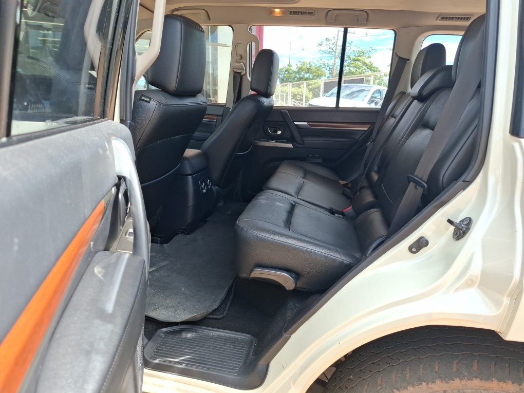 MITSUBISHI PAJERO 3.2 HPE FULL 4X4 T.I DIES. 5P AUT