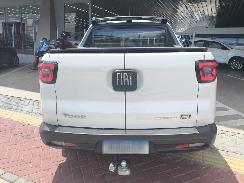 FIAT TORO 2.0 16V TURBO DIESEL ENDURANCE 4WD AT9