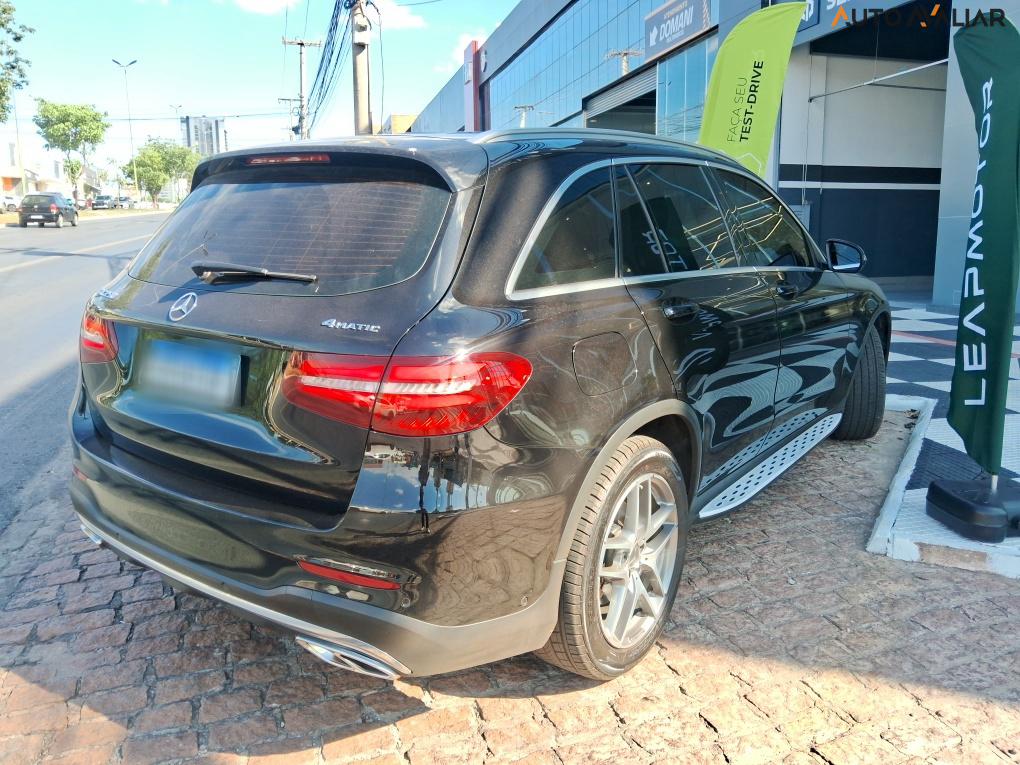 MERCEDES-BENZ GLC 250 2.0 CGI GASOLINA 4MATIC 9G-TRONIC