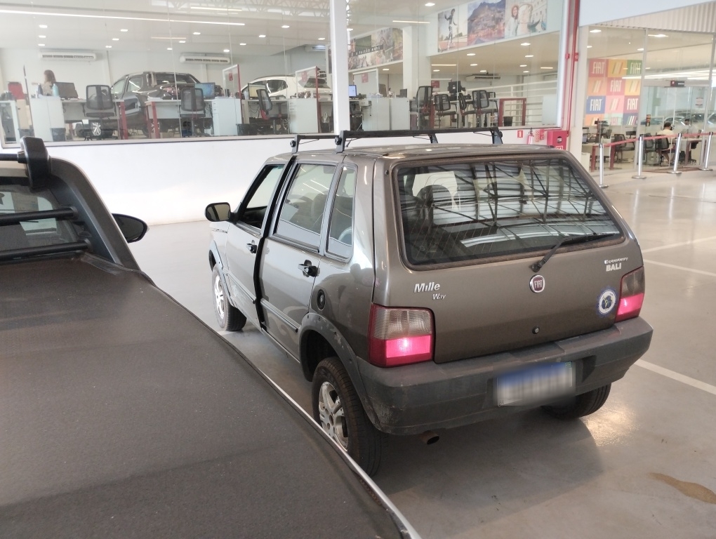 FIAT UNO 1.0 MPI MILLE WAY ECONOMY 8V FLEX 4P MANUAL