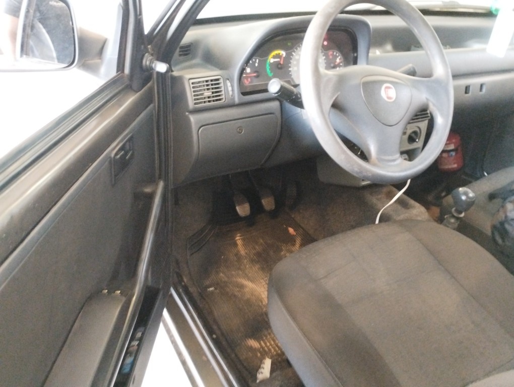 FIAT UNO 1.0 MPI MILLE WAY ECONOMY 8V FLEX 4P MANUAL