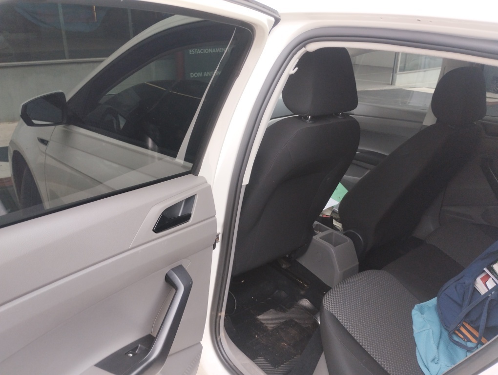 VOLKSWAGEN POLO 1.6 MSI TOTAL FLEX MANUAL