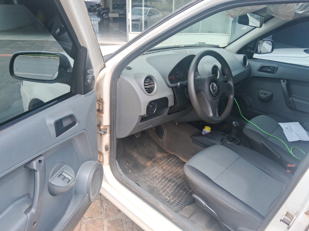VOLKSWAGEN GOL 1.0 MI 8V FLEX 4P MANUAL G.IV