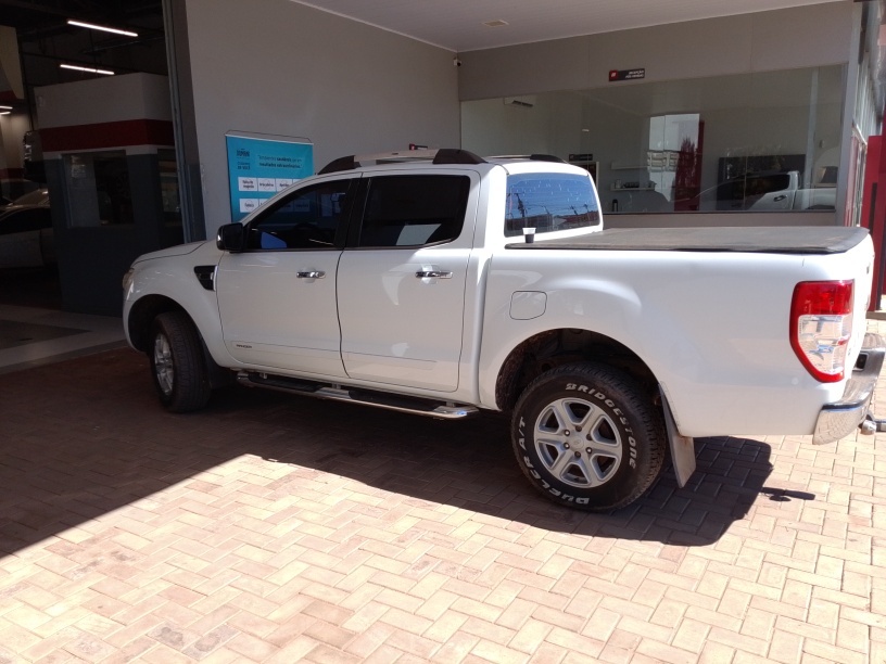 FORD RANGER 2.5 XLT 4X2 CD 16V FLEX 4P MANUAL