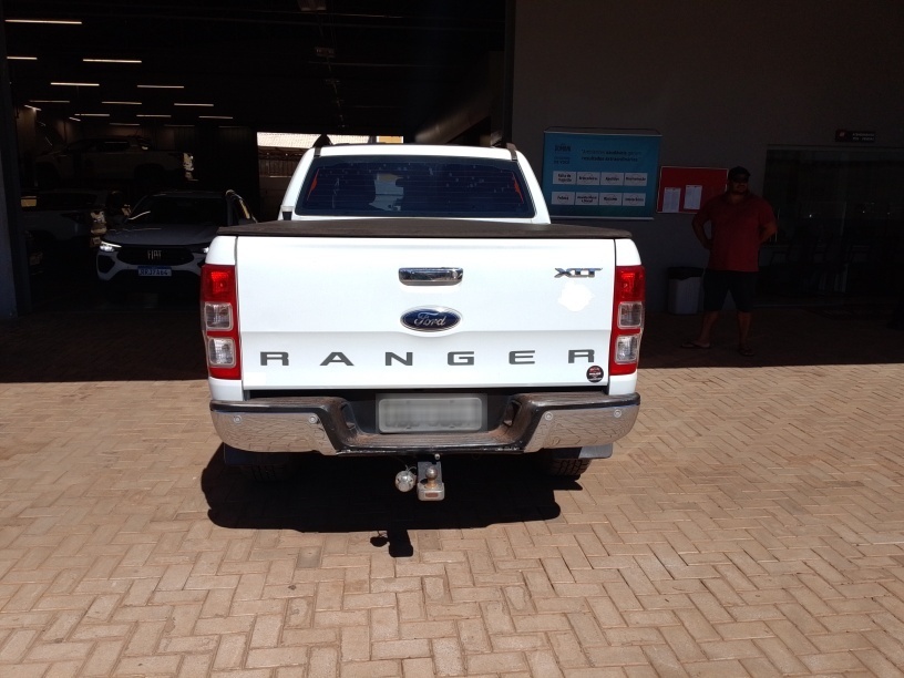 FORD RANGER 2.5 XLT 4X2 CD 16V FLEX 4P MANUAL