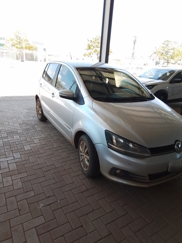 VOLKSWAGEN FOX 1.6 MSI COMFORTLINE 8V FLEX 4P MANUAL