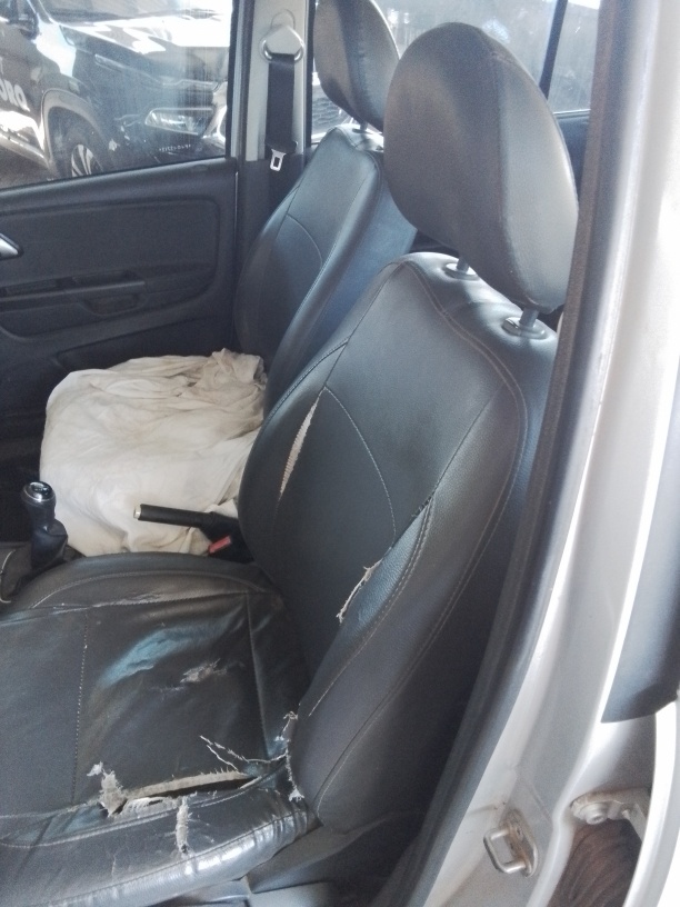 VOLKSWAGEN FOX 1.6 MSI COMFORTLINE 8V FLEX 4P MANUAL