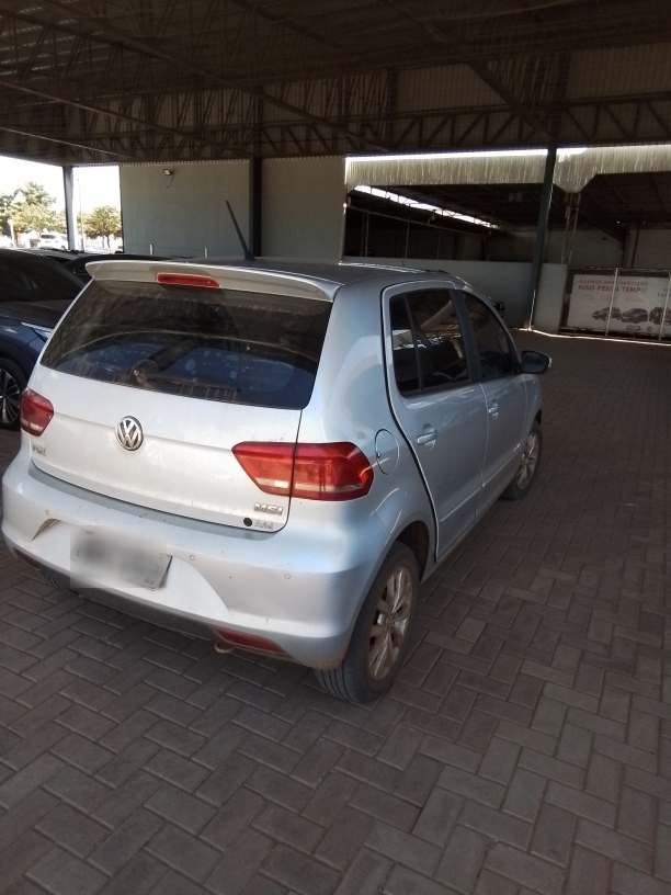 VOLKSWAGEN FOX 1.6 MSI COMFORTLINE 8V FLEX 4P MANUAL