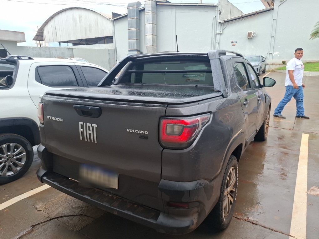 FIAT STRADA 1.3 FIREFLY FLEX VOLCANO CD AUT.