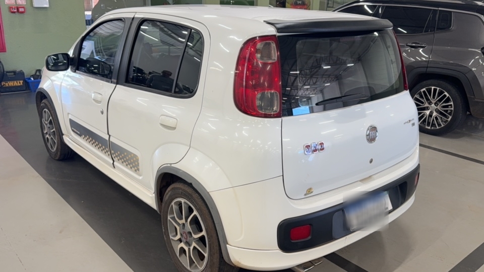 FIAT UNO 1.4 EVO SPORTING 8V FLEX 4P MANUAL