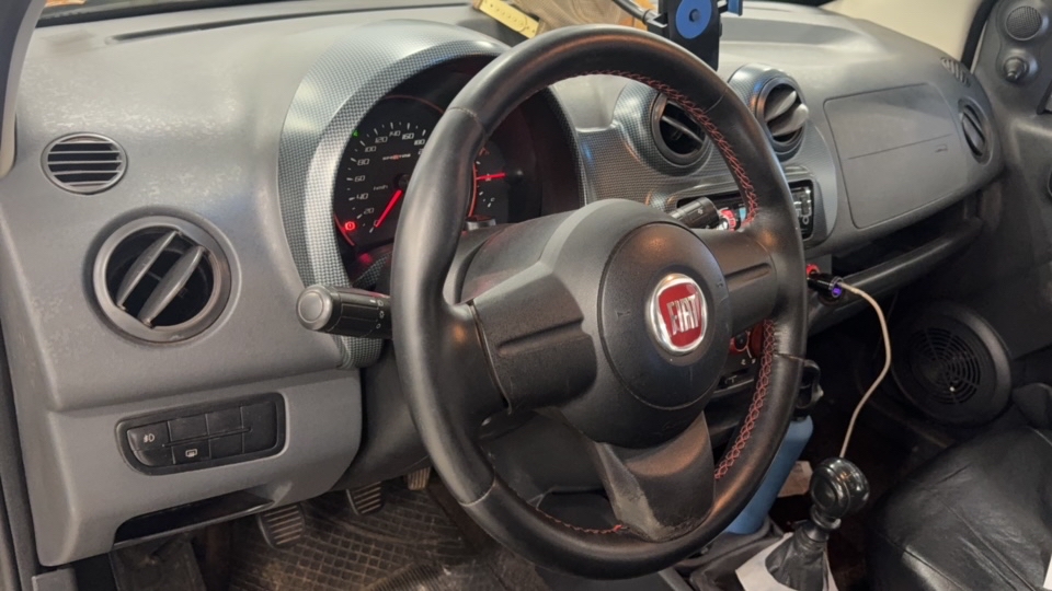 FIAT UNO 1.4 EVO SPORTING 8V FLEX 4P MANUAL