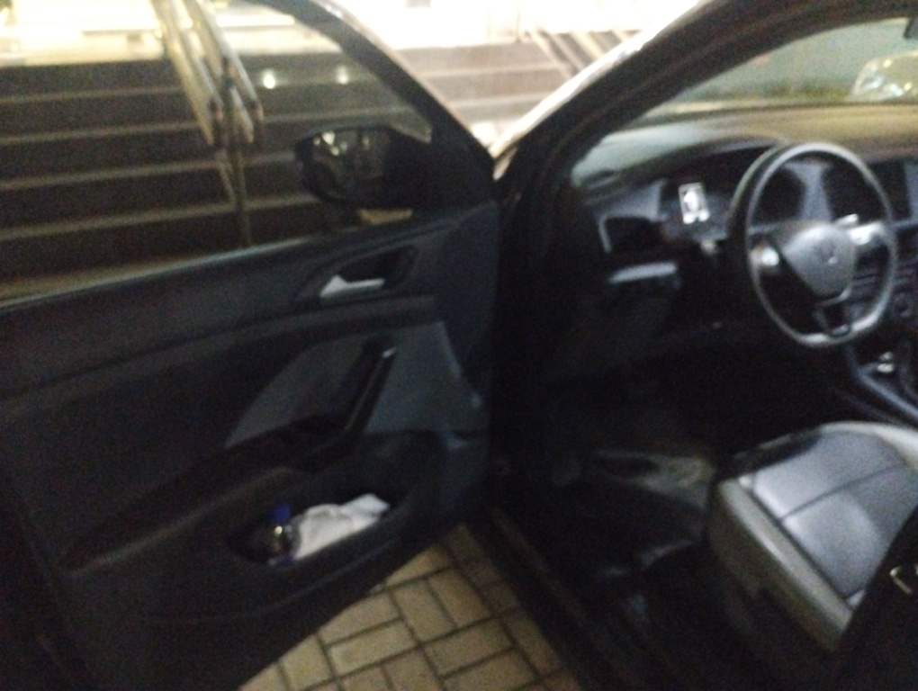 VOLKSWAGEN T-CROSS 1.0 200 TSI TOTAL FLEX SENSE AUTOM&Aacute;TICO