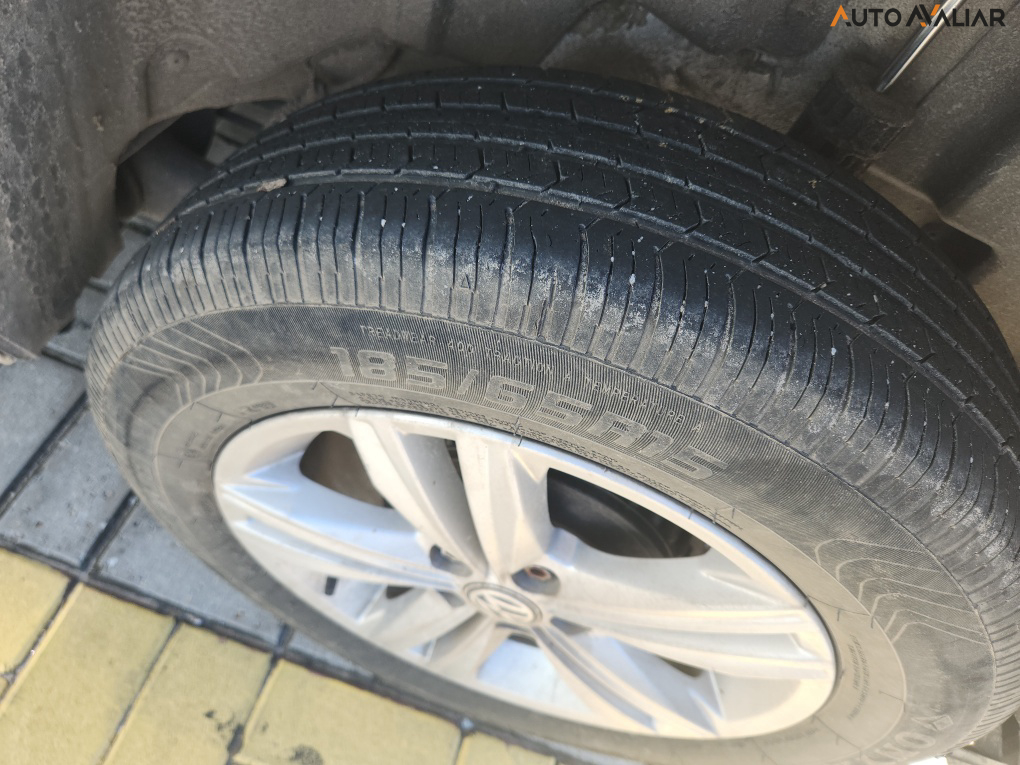 VOLKSWAGEN POLO 1.0 MPI TOTAL FLEX MANUAL