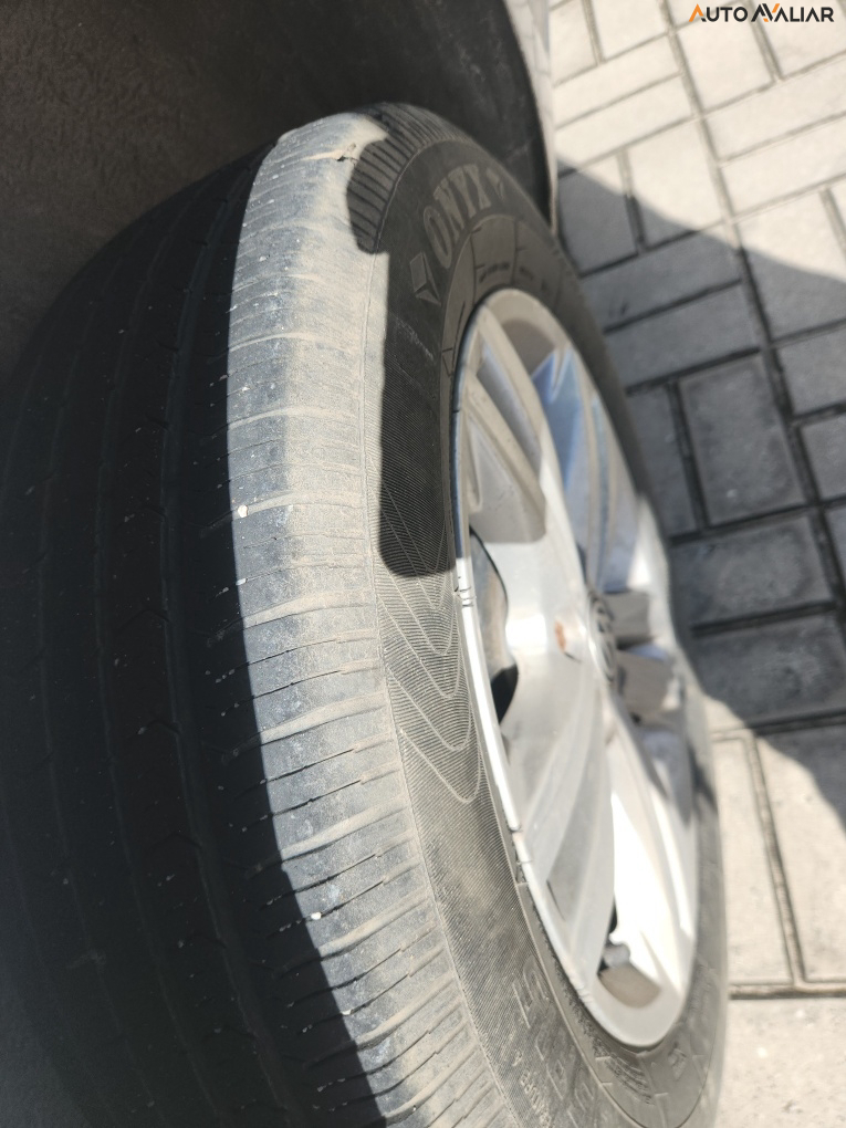 VOLKSWAGEN POLO 1.0 MPI TOTAL FLEX MANUAL