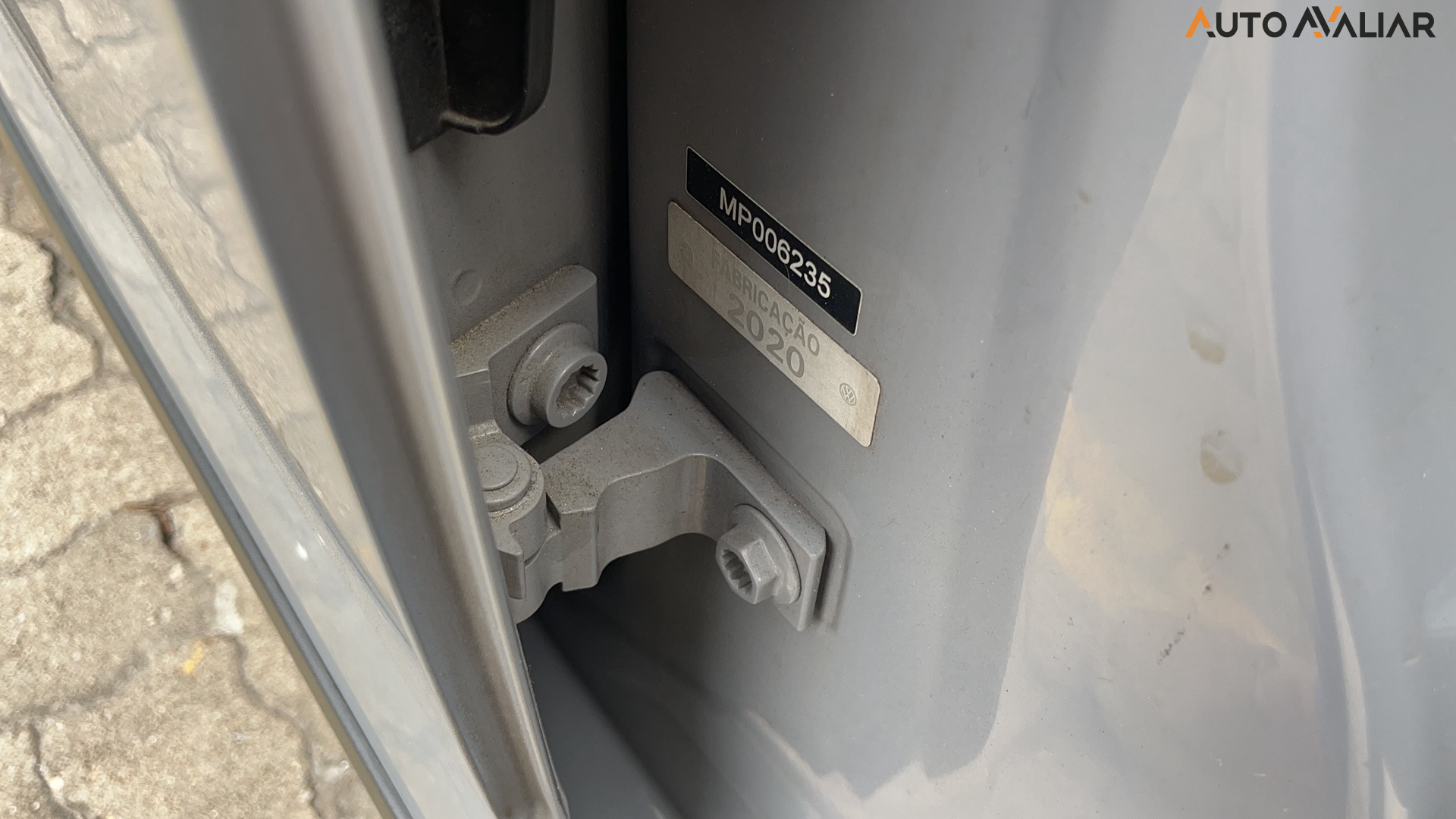 VOLKSWAGEN NIVUS 1.0 200 TSI TOTAL FLEX HIGHLINE AUTOM&Aacute;TICO