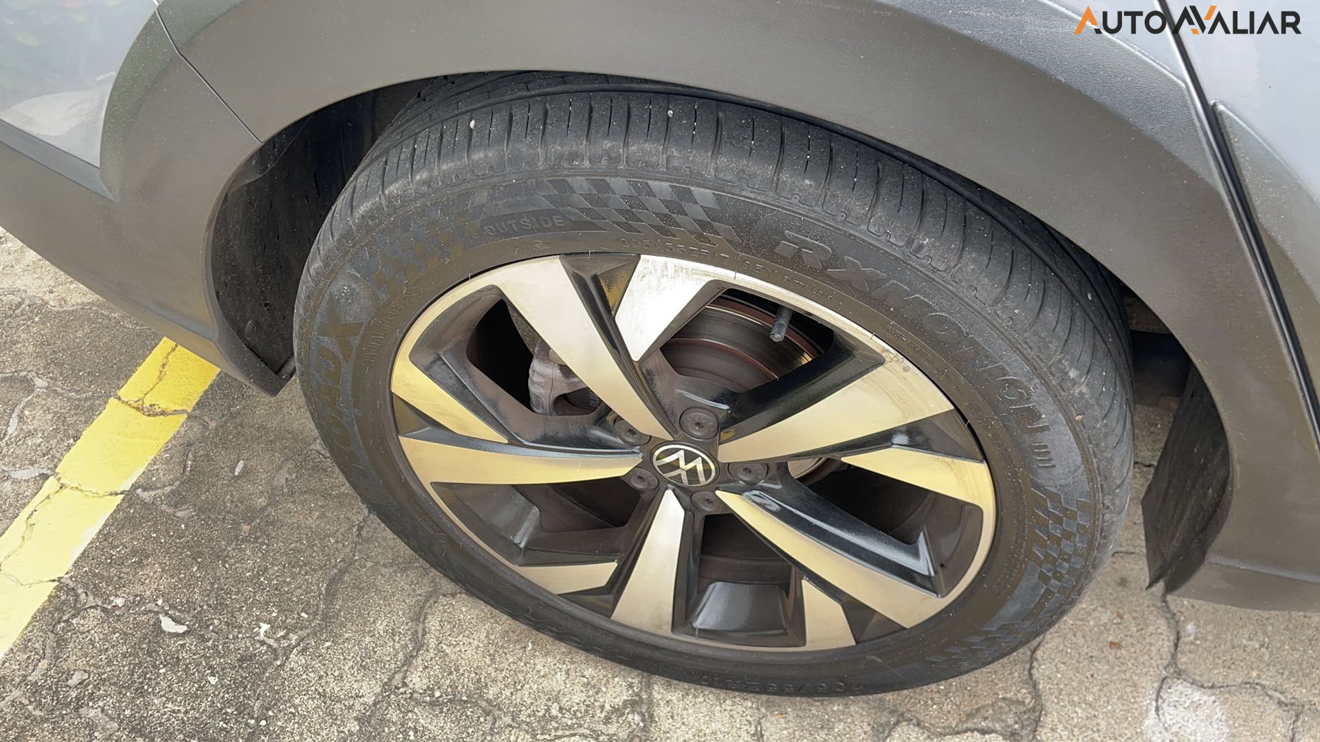 VOLKSWAGEN NIVUS 1.0 200 TSI TOTAL FLEX HIGHLINE AUTOM&Aacute;TICO