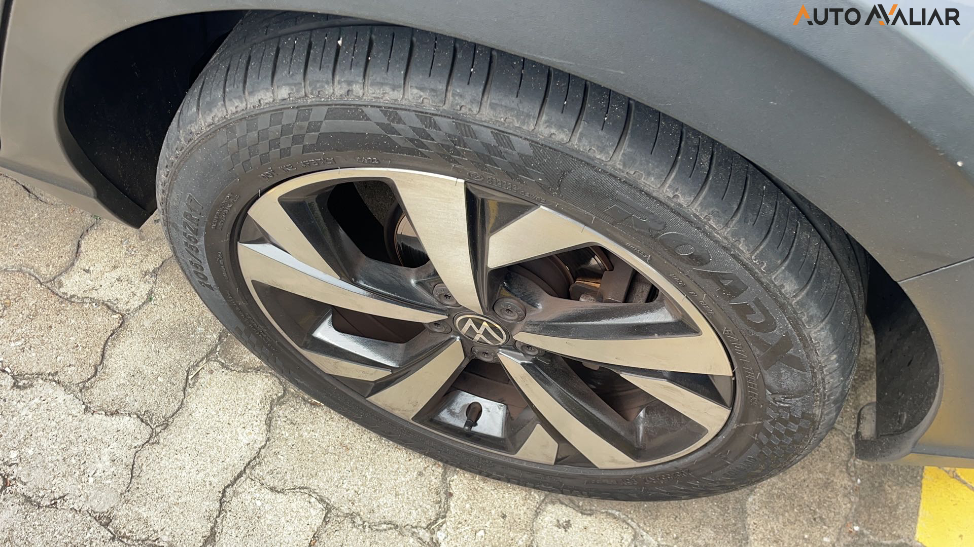 VOLKSWAGEN NIVUS 1.0 200 TSI TOTAL FLEX HIGHLINE AUTOM&Aacute;TICO