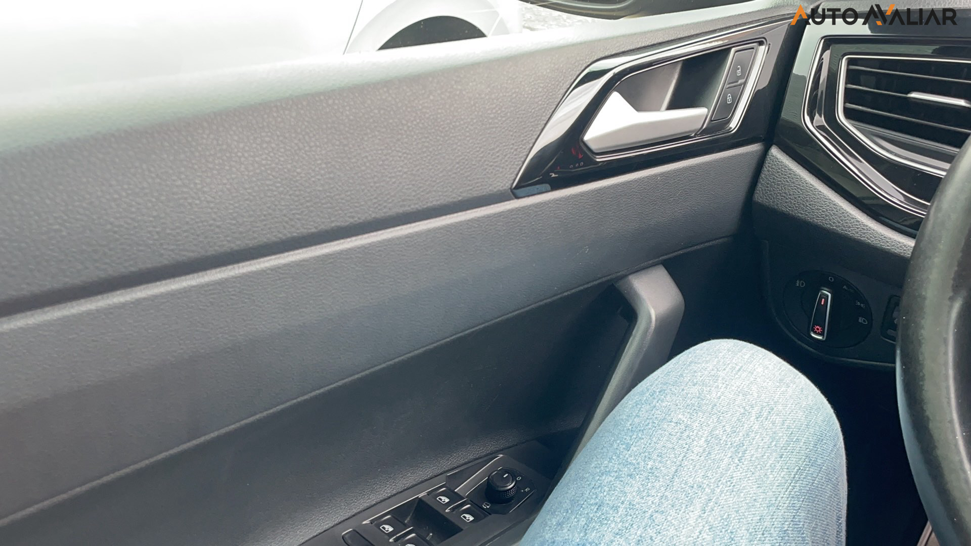 VOLKSWAGEN NIVUS 1.0 200 TSI TOTAL FLEX HIGHLINE AUTOM&Aacute;TICO