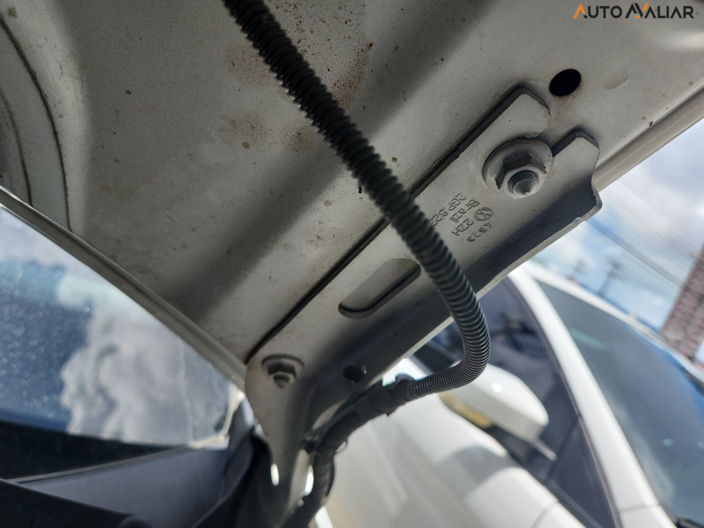 VOLKSWAGEN T-CROSS 1.0 200 TSI TOTAL FLEX SENSE AUTOM&Aacute;TICO