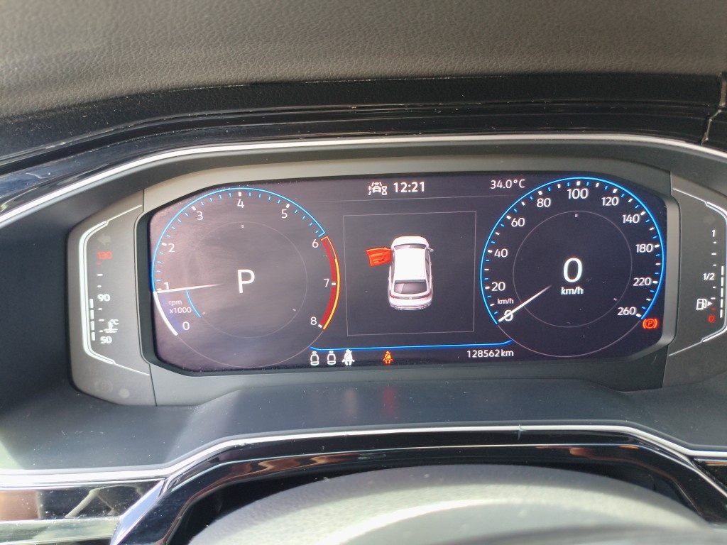 VOLKSWAGEN NIVUS 1.0 200 TSI TOTAL FLEX HIGHLINE AUTOM&Aacute;TICO