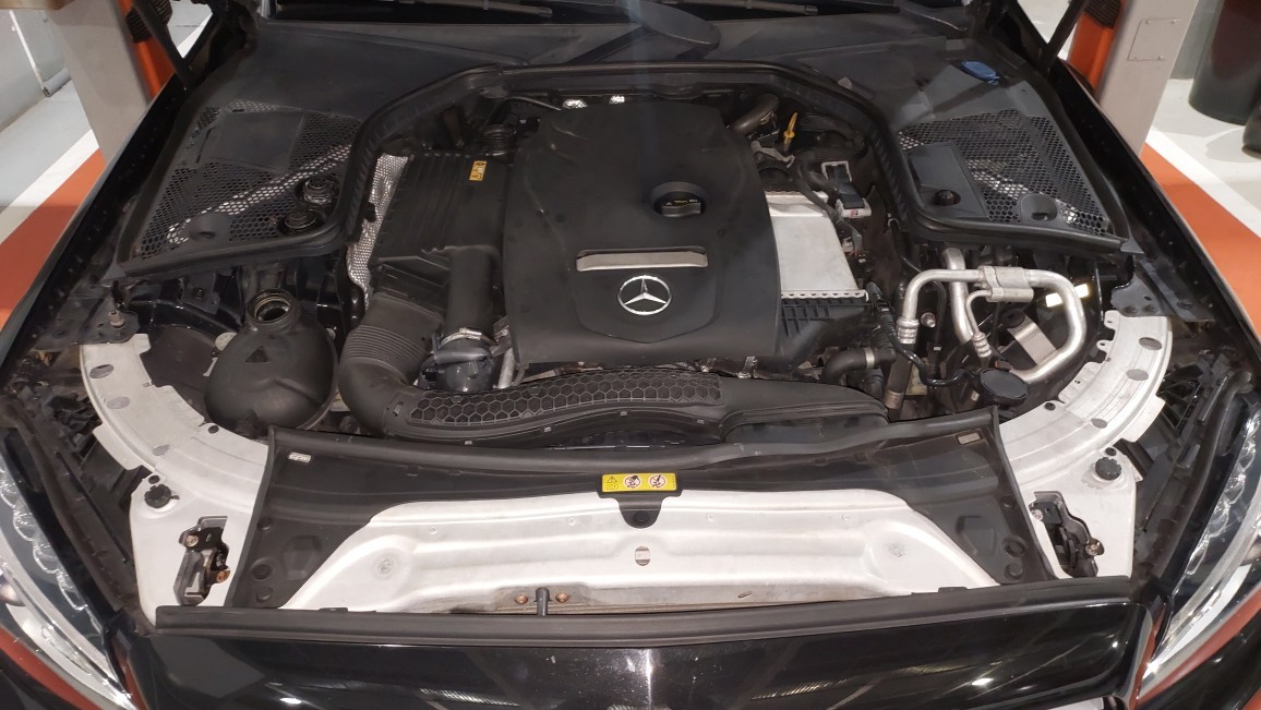 MERCEDES-BENZ C 200 2.0 CGI AVANTGARDE 16V GASOLINA 4P AUTOMATICO