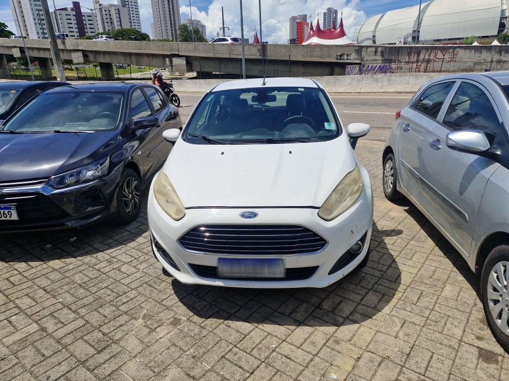 FORD FIESTA 1.6 TITANIUM HATCH 16V FLEX 4P MANUAL