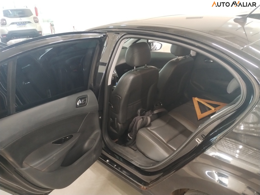 PEUGEOT 408 1.6 GRIFFE 16V TURBO FLEX 4P AUTOMATICO