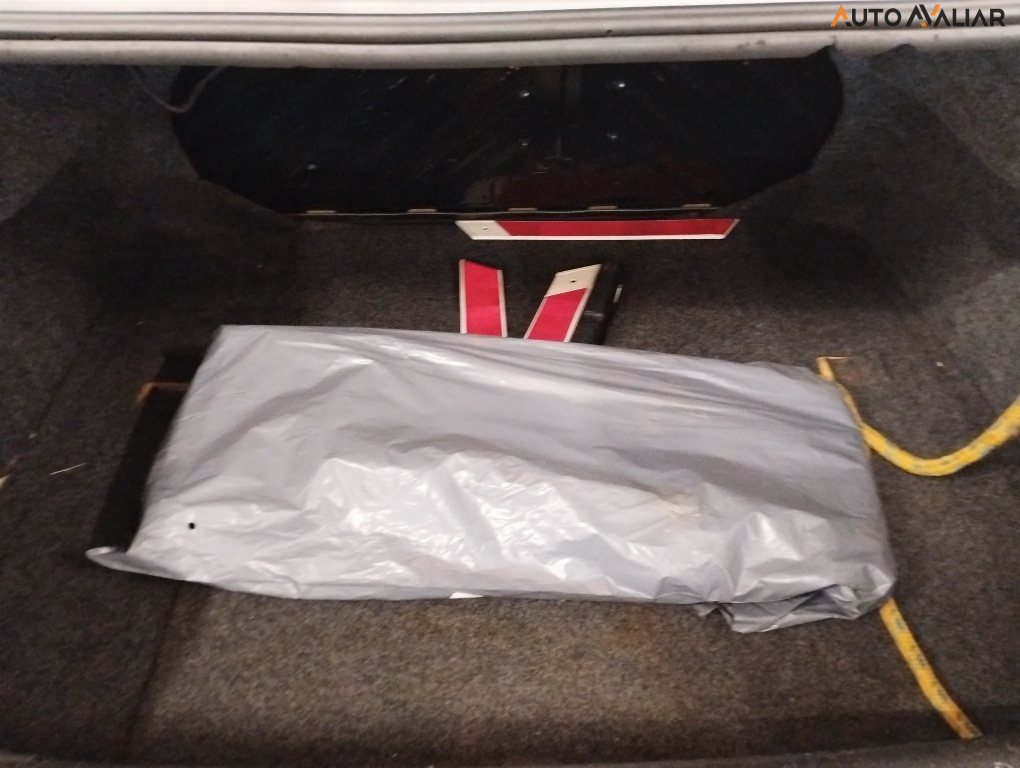 PEUGEOT 207 1.4 SEDAN ACTIVE 8V FLEX 4P MANUAL