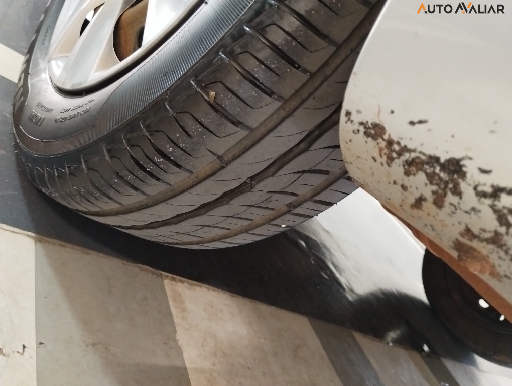 PEUGEOT 207 1.4 SEDAN ACTIVE 8V FLEX 4P MANUAL