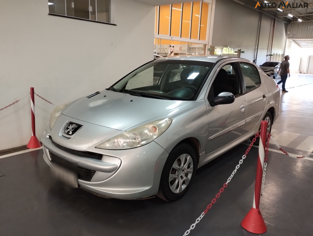 PEUGEOT 207 1.4 SEDAN ACTIVE 8V FLEX 4P MANUAL