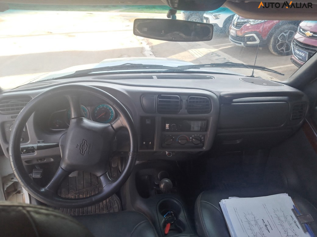 CHEVROLET S10 2.8 EXECUTIVE 4X4 CD 12V TURBO ELECTRONIC INTERCOOLER DIESEL 4P MANUAL