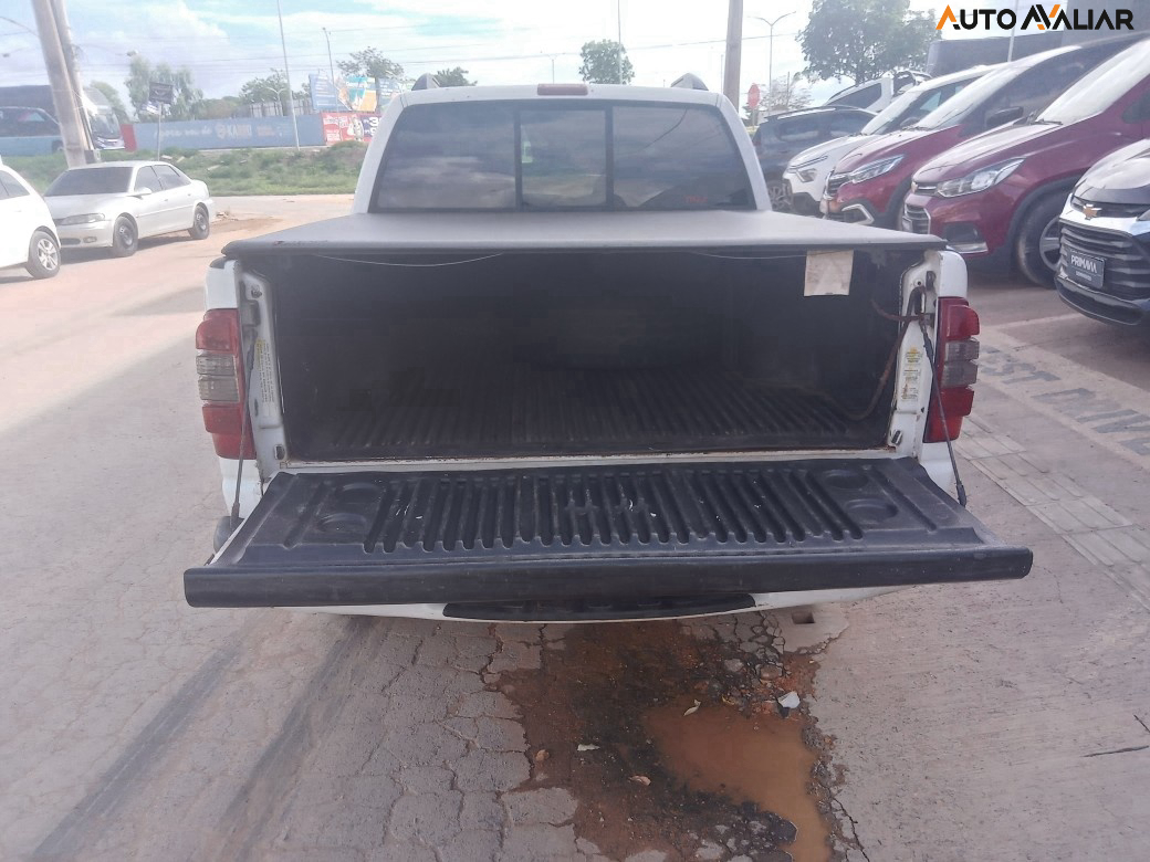 CHEVROLET S10 2.8 EXECUTIVE 4X4 CD 12V TURBO ELECTRONIC INTERCOOLER DIESEL 4P MANUAL