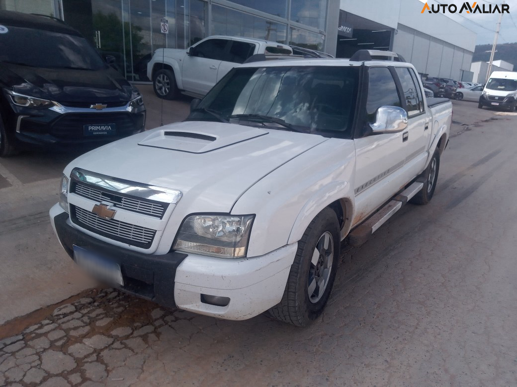 CHEVROLET S10 2.8 EXECUTIVE 4X4 CD 12V TURBO ELECTRONIC INTERCOOLER DIESEL 4P MANUAL