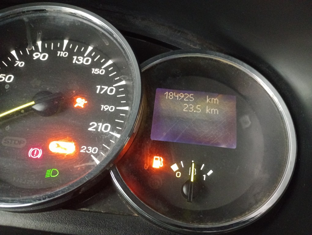 RENAULT FLUENCE 2.0 DYNAMIQUE 16V FLEX 4P MANUAL