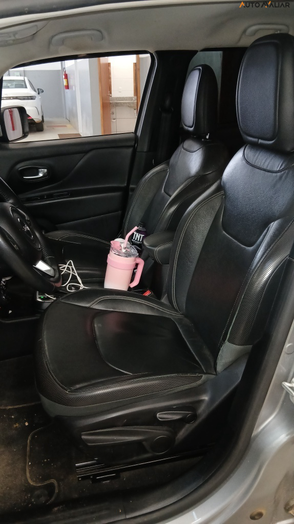 JEEP RENEGADE 2.0 16V TURBO DIESEL LONGITUDE 4P 4X4 AUTOMATICO