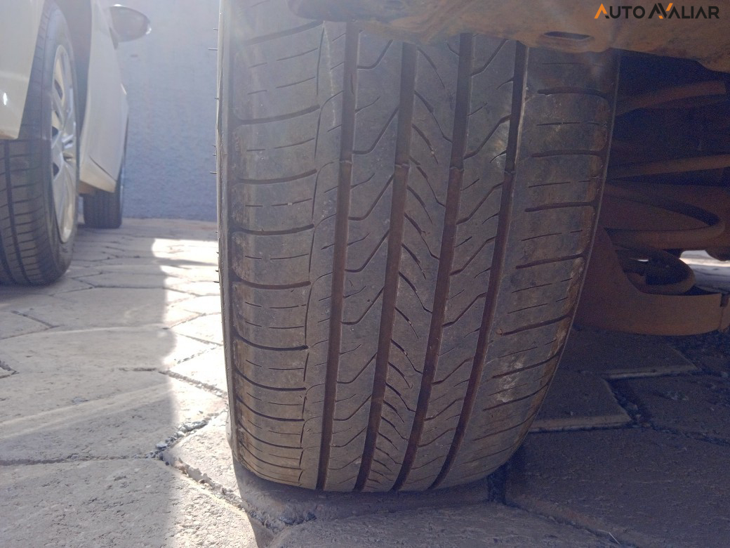 PEUGEOT 208 1.0 FIREFLY FLEX LIKE MANUAL